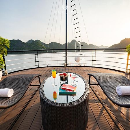 La Casta Cruise Hotel ฮาลอง ภายนอก รูปภาพ