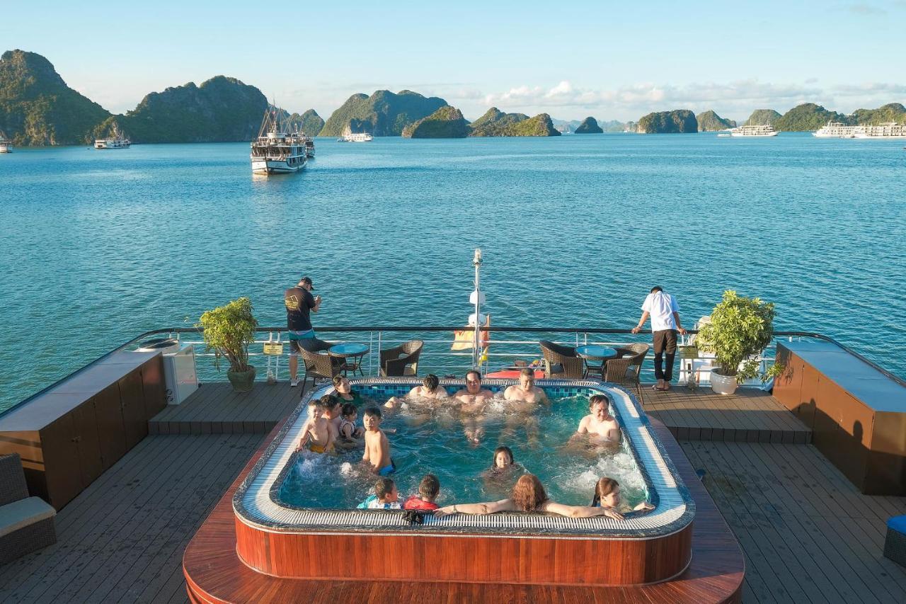 La Casta Cruise Hotel ฮาลอง ภายนอก รูปภาพ